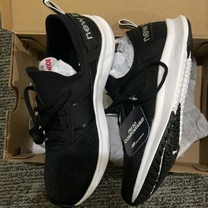 New Balance Black Sneakers size 7.5 Wide